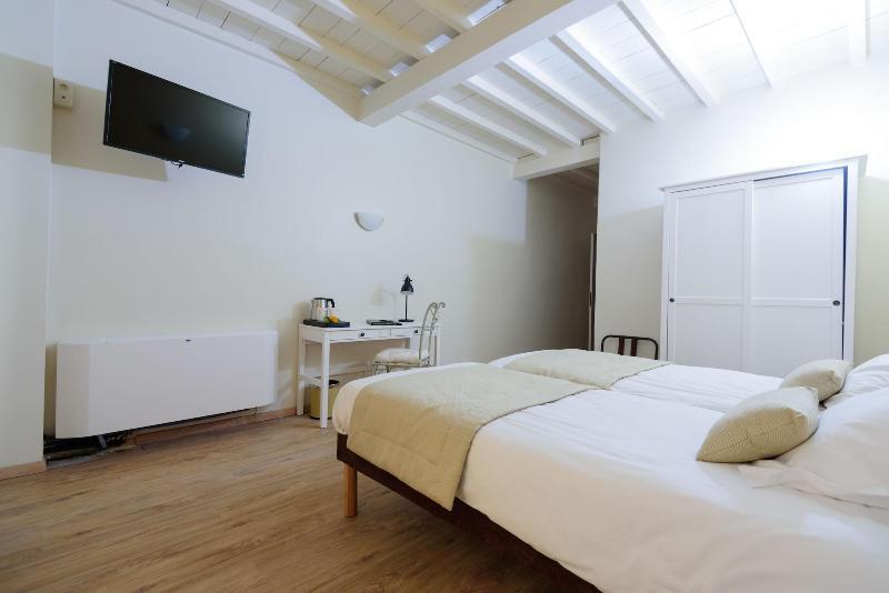 Hotel Belesso Fontvieille Esterno foto